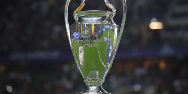 Spareggi Champions League 2018: l’Ajax supera la Dinamo Kiev, l’AEK vince in trasferta.